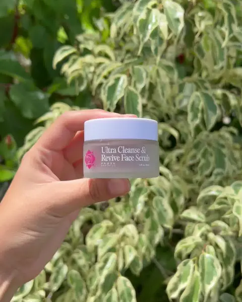 Anne's Skincare Blog Meta ad, running 596 days