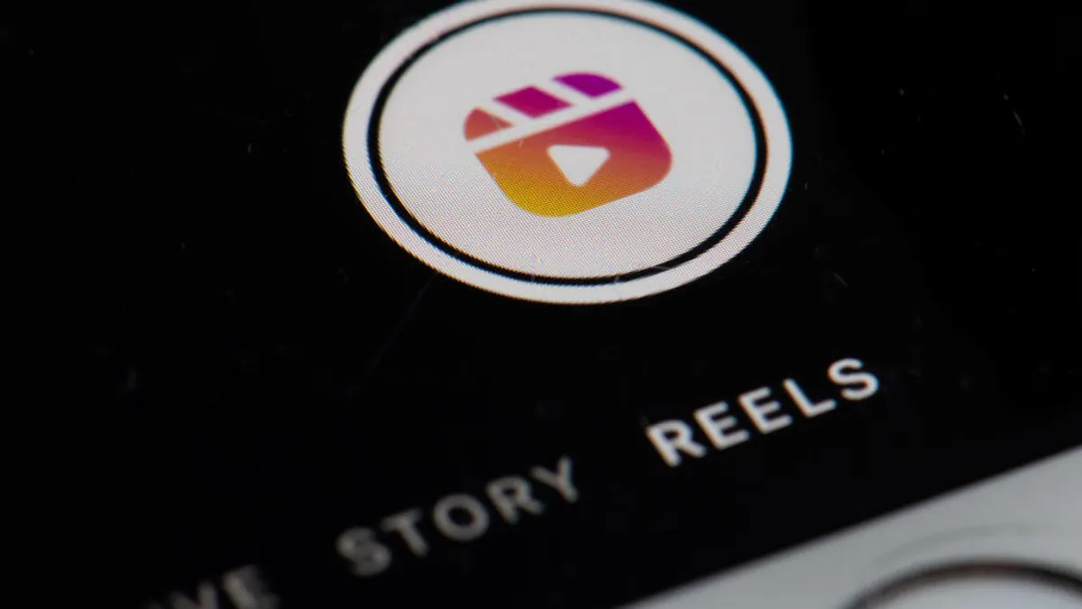 How to Add Text to Reels at Different Times in 8 Steps